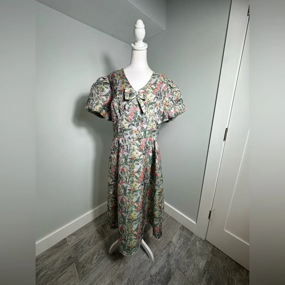 NEW Ivy City Co Avalon Floral Brocade Midii Puff Sleeve Bow Dress Sz 16 - Picture 5 of 17